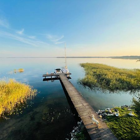 Folwark Luknajno Nad Jeziorem Sniardwy Gospoda Dziedzictwo Kulinarne Warmia-Mazury Mikołajki Exteriör bild