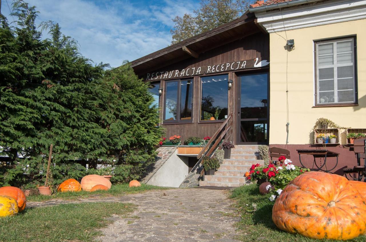 Folwark Luknajno Nad Jeziorem Sniardwy Gospoda Dziedzictwo Kulinarne Warmia-Mazury Mikołajki Exteriör bild