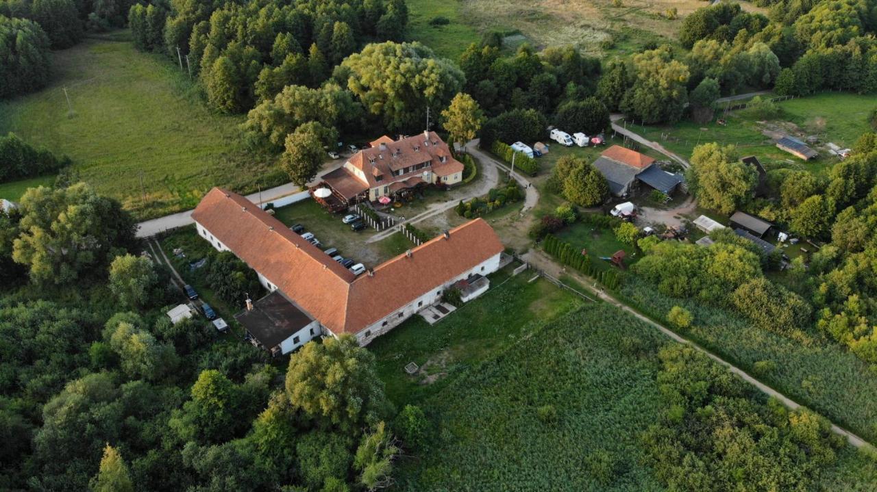 Folwark Luknajno Nad Jeziorem Sniardwy Gospoda Dziedzictwo Kulinarne Warmia-Mazury Mikołajki Exteriör bild