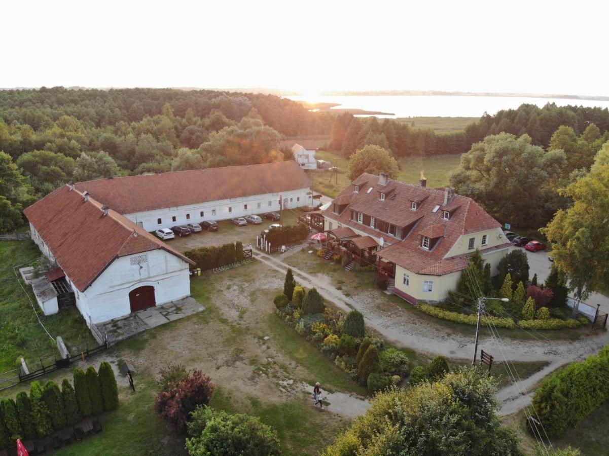 Folwark Luknajno Nad Jeziorem Sniardwy Gospoda Dziedzictwo Kulinarne Warmia-Mazury Mikołajki Exteriör bild